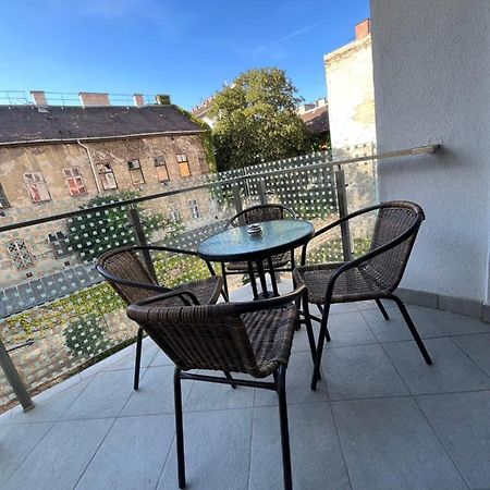 B 304, Apartments In The Heart Of Budapest Esterno foto